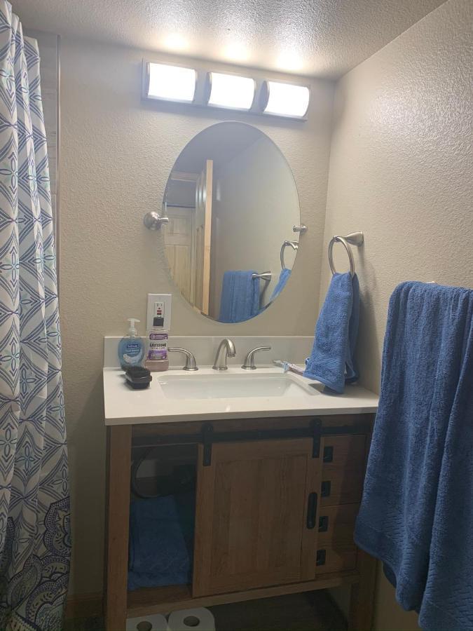 Dillon Ave Homes Τσεγιέν Δωμάτιο φωτογραφία