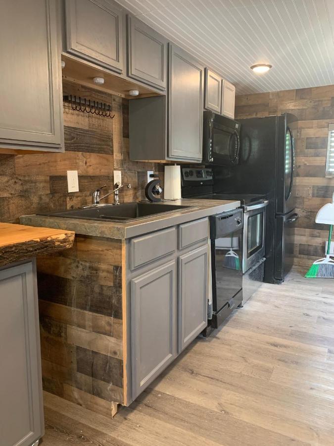 Dillon Ave Homes Τσεγιέν Δωμάτιο φωτογραφία